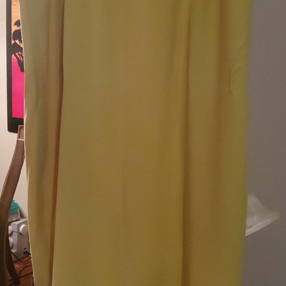 Malinas's womens suit - Picture 3 of 5